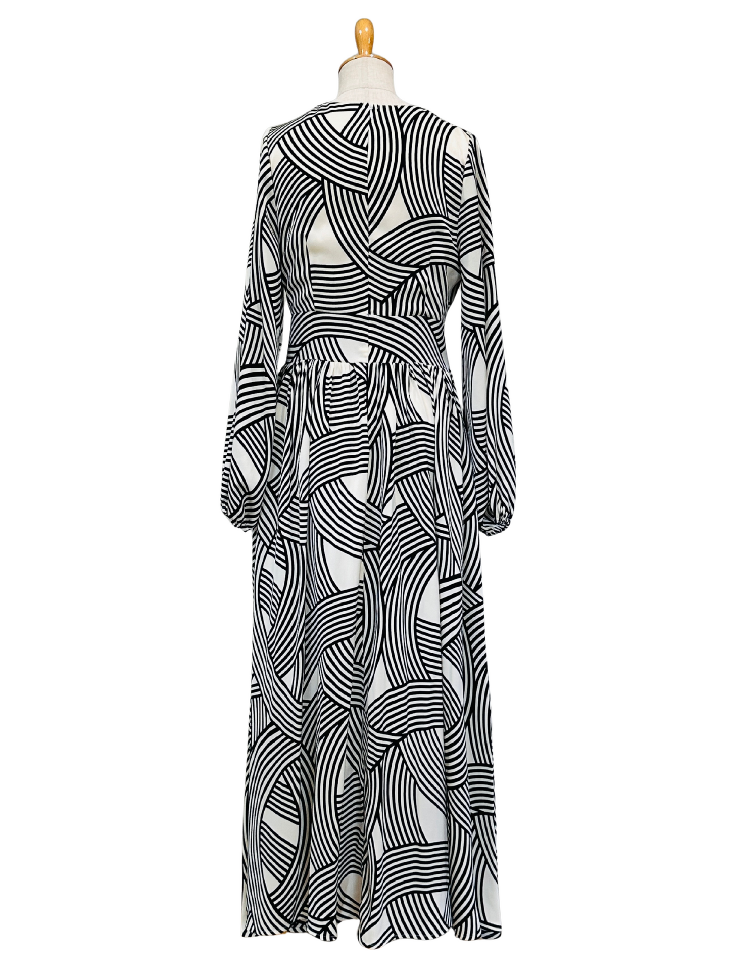 流線 カシュクールワンピース 【ゆったり】