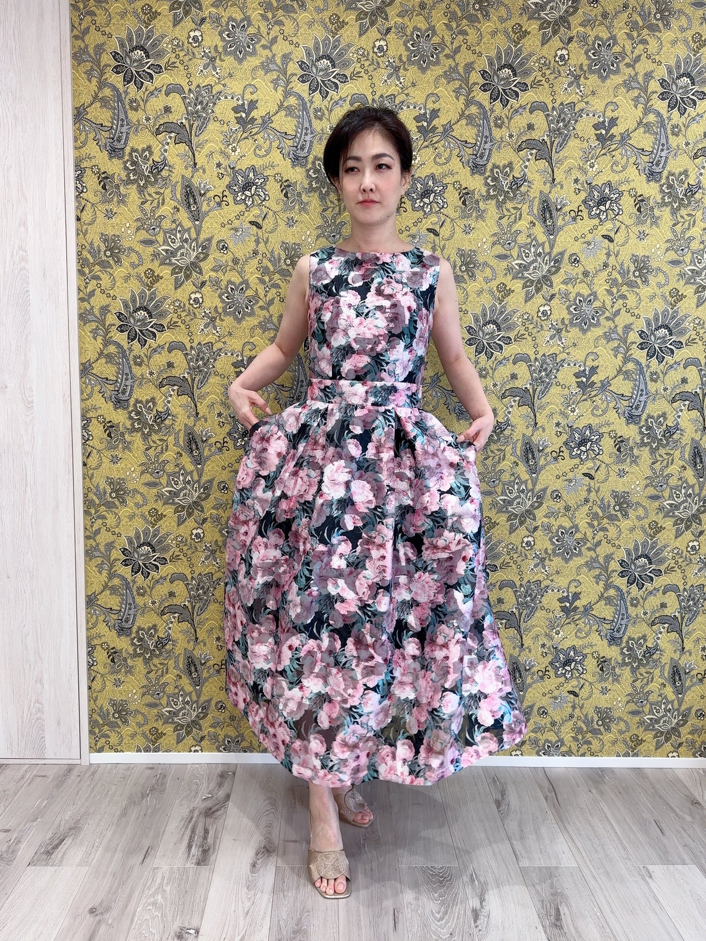 ピンク タックワンピース