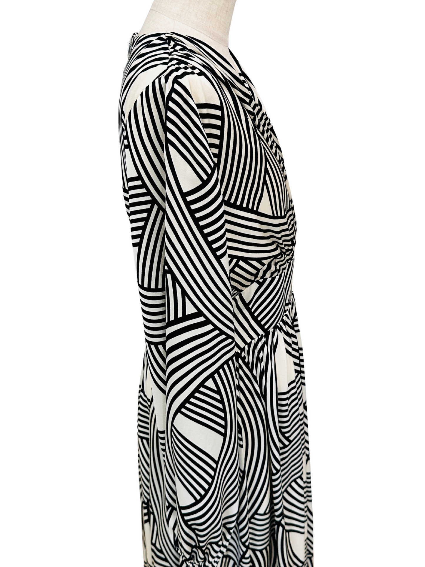 流線 カシュクールワンピース 【ゆったり】